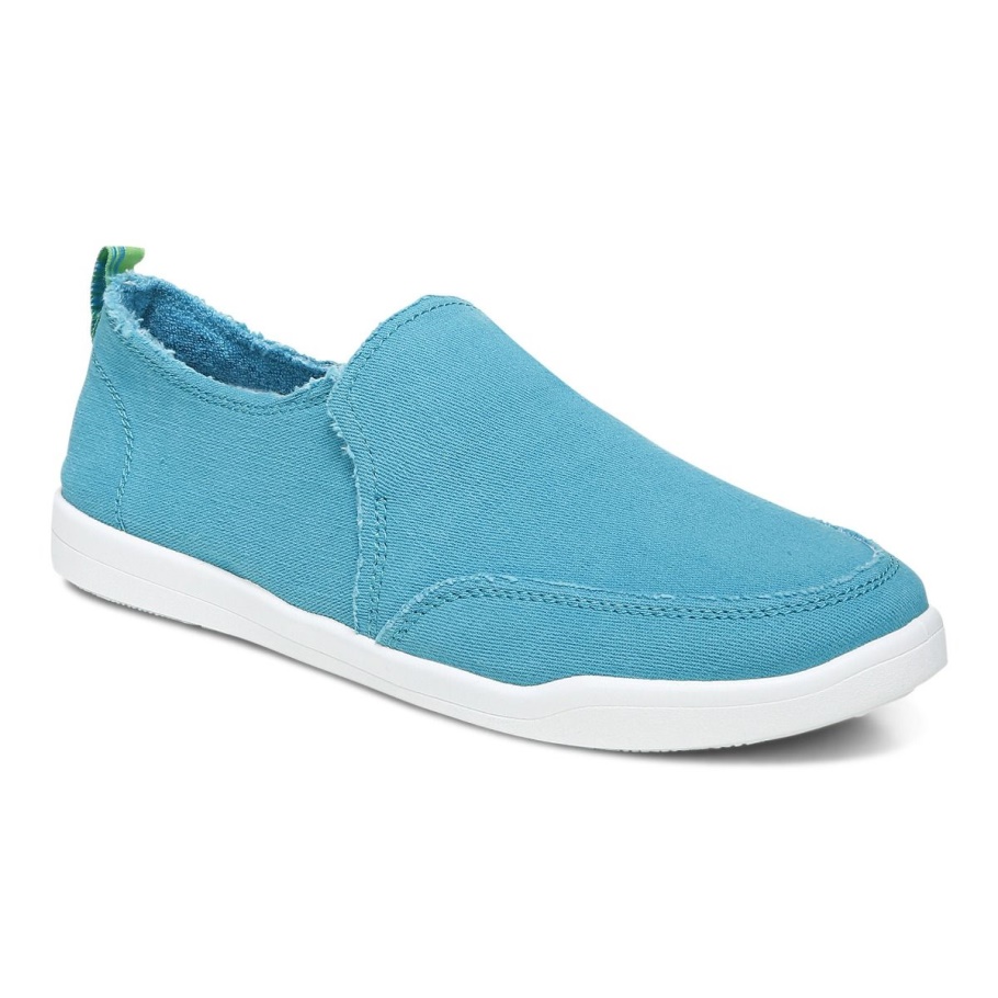 Vionic Beach Malibu Slip-on Sneaker: Canvas Lake Blue Canvas